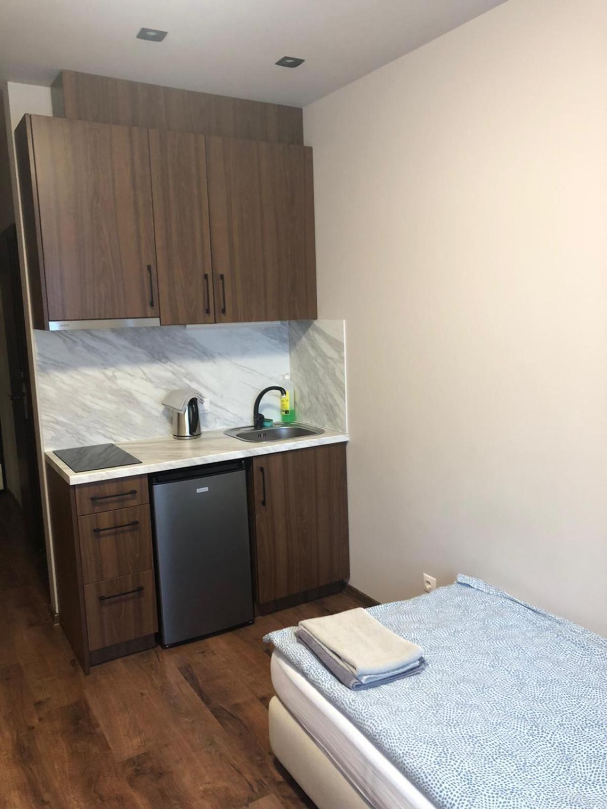 Rvr Smart Apart With Self Check In Riga Kültér fotó